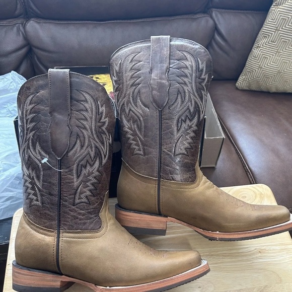 Cuatrero cowgirl womens square toe boot - Picture 5 of 6